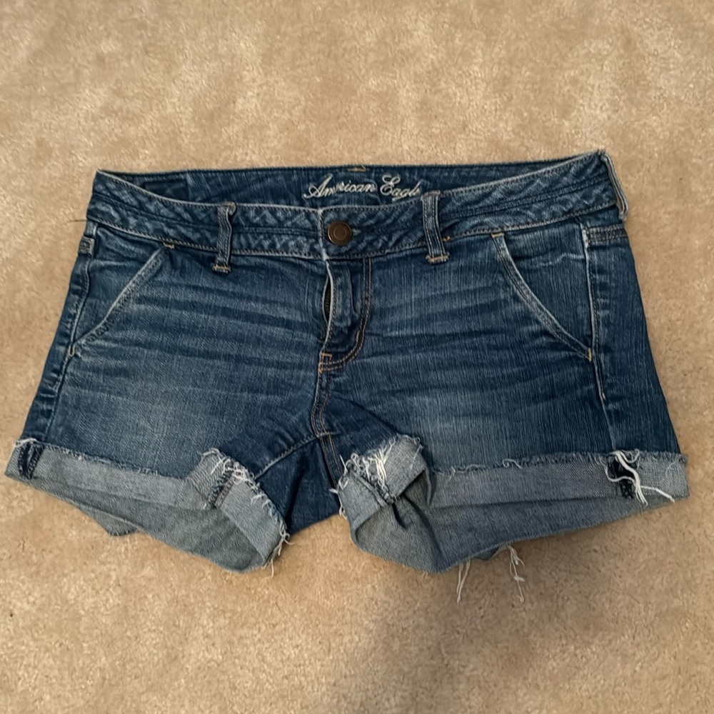 Women’s American Eagle denim shorts